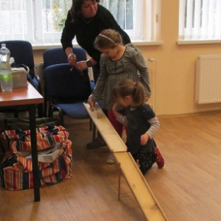 Dřevíčková dílna v mateřské a základní škole